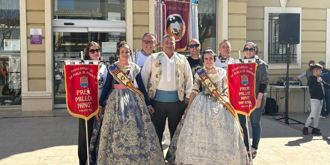 Ramonet el Traquer arrasa en los premios del Ninot de La Pobla de Farnals
