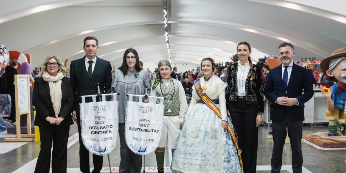La Ciudad de les Artes y les Ciencias otorga los ‘Premi Ninot Divulgació Científica’ y ‘Premi Ninot Sostenibilitat’