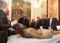 Devuelven a Paiporta el Cristo Yacente restaurado tras la dana de 2024