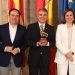 Rafael Serrallet, primer valenciano en ganar un Grammy Latino, recibe el reconocimiento del president de la Generalitat