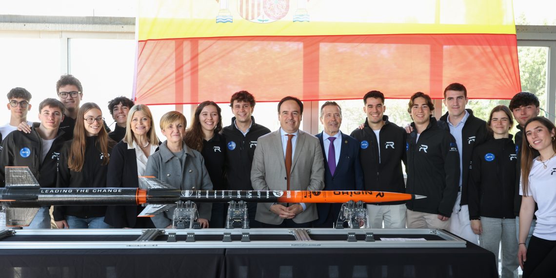 Pérez Llorca apuesta por la universidad pública como motor de progreso