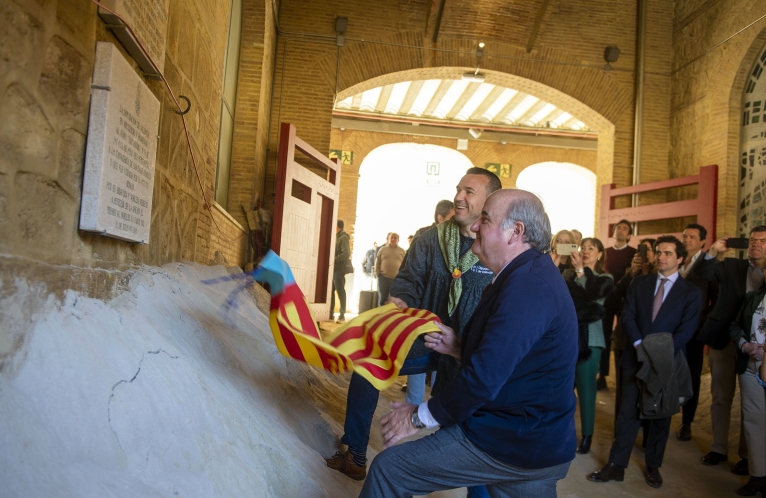 La Plaza de Toros de Valencia dedica una placa al toro indultado ‘Escondido’