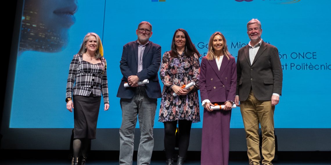 El VRAIN de la UPV recibe el Premio Tecnología Social por su impacto en IA