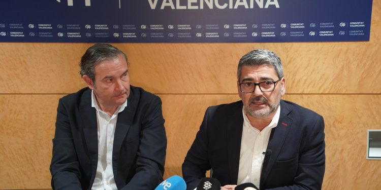 El PPCV denuncia el bloqueo de 45.000 jóvenes valencianos para obtener el carnet de conducir