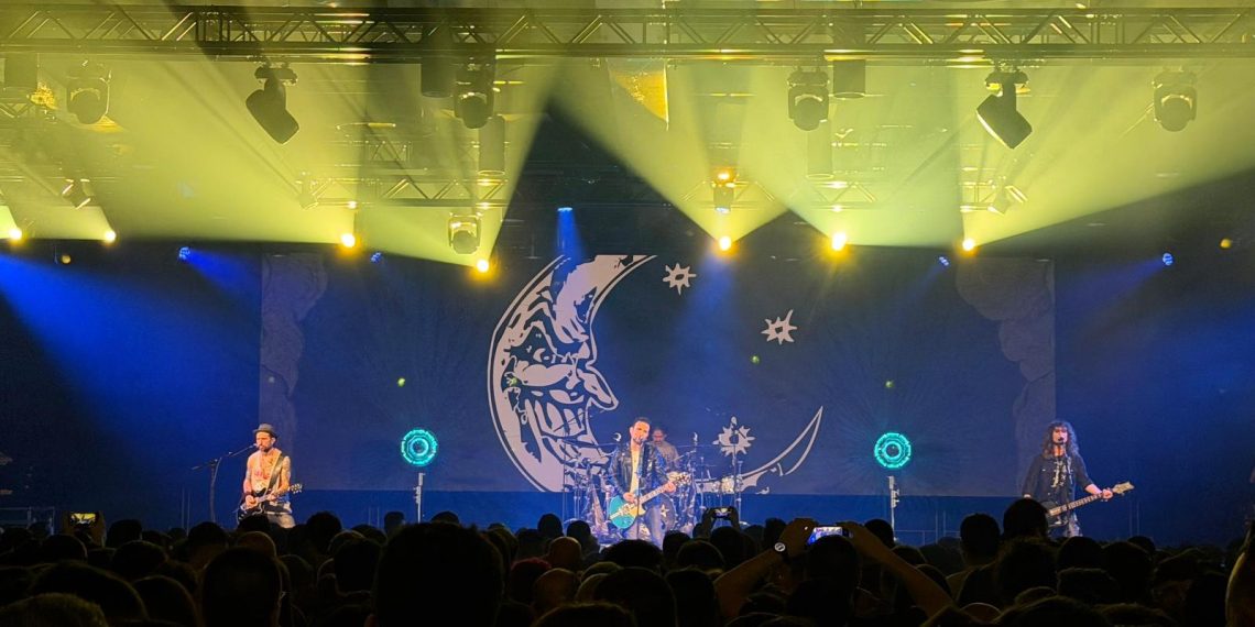 Benito Kamelas y La Fuga desatan el rock nacional ante 2.000 personas en el Roig Arena