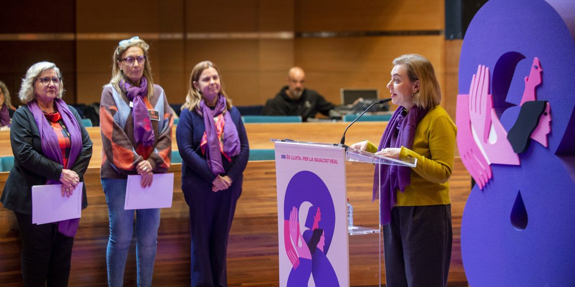 La Diputación de Valencia reivindica el feminismo y pide abolir la prostitución en el 8M