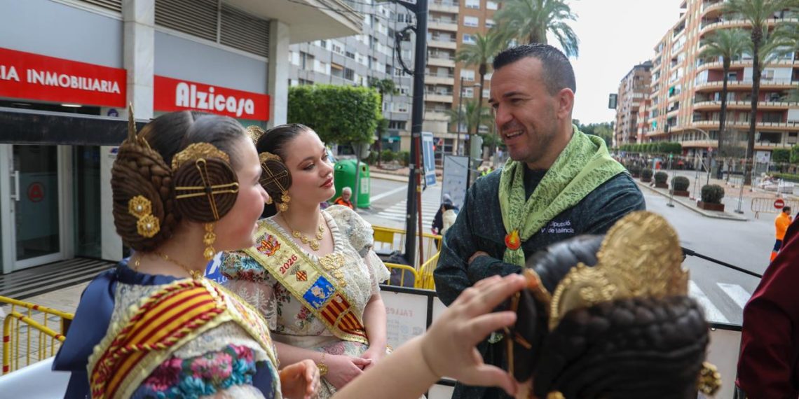 La Diputación de Valencia concede 375.000 € a comisiones falleras