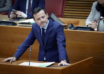 Joaquín Alés acusa al PSOE de “uso fraudulento” de las instituciones en Les Corts