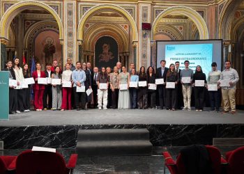 Carmen Ortí destaca el talento y la igualdad en la educación artística y deportiva