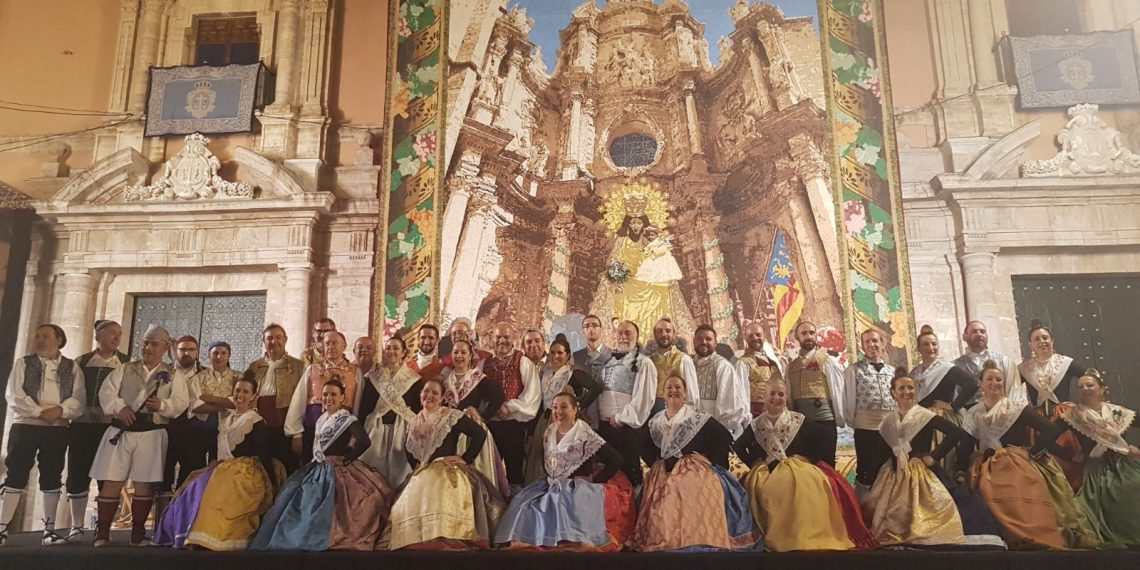Valencia recupera la Mostra de Cants i Balls Populars en las Fallas