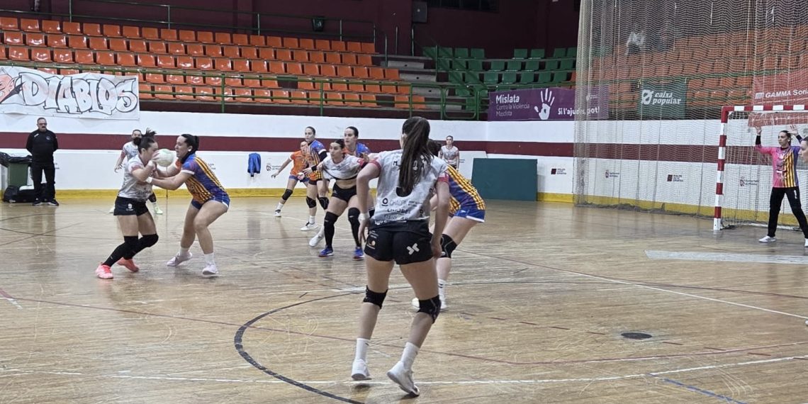 Derrota del Grupo USA Handbol Mislata en casa del líder (24-16)