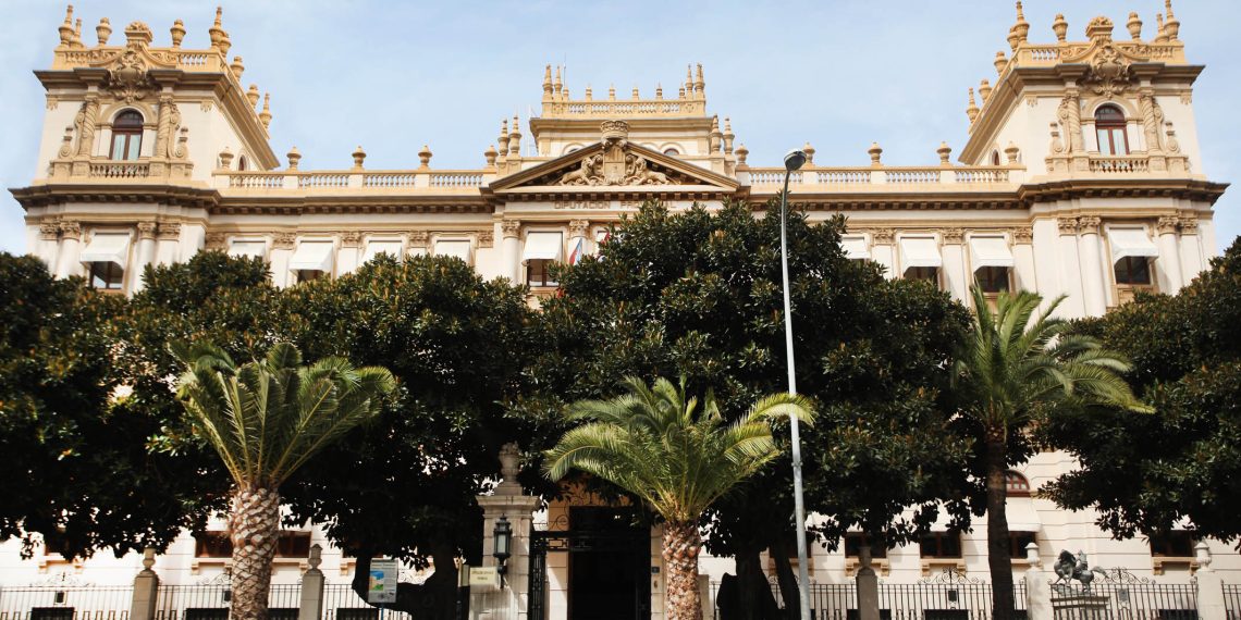 La Diputación de Alicante se suma a La Hora del Planeta