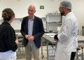 El alumnado del Taller GastroVLC muestra su talento culinario ante el sector hotelero