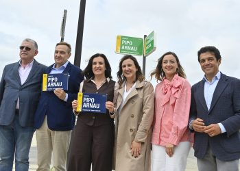 Valencia dedica una calle a Pipo Arnau junto a la Fonteta y el Roig Arena