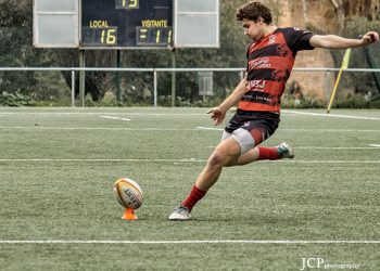 El CAU Rugby Valencia se desinfla en Bilbao y sufre una dura derrota (32-12)