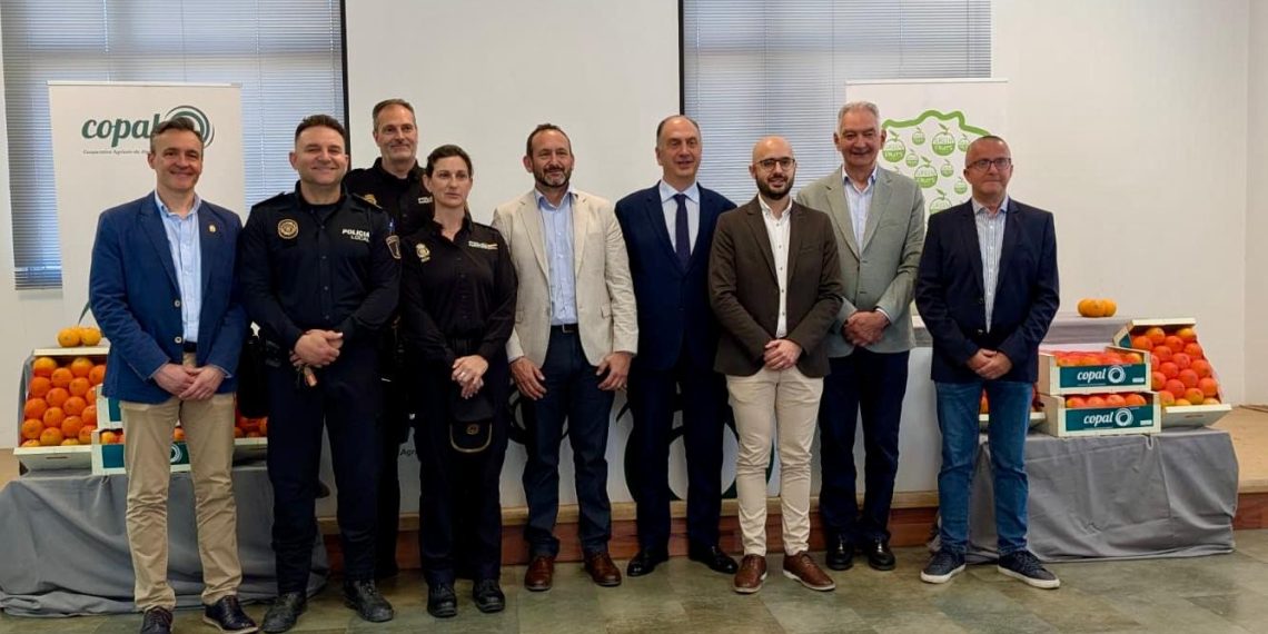 La Policía de la Generalitat blinda el campo valenciano con el control de 5.000 toneladas de fruta