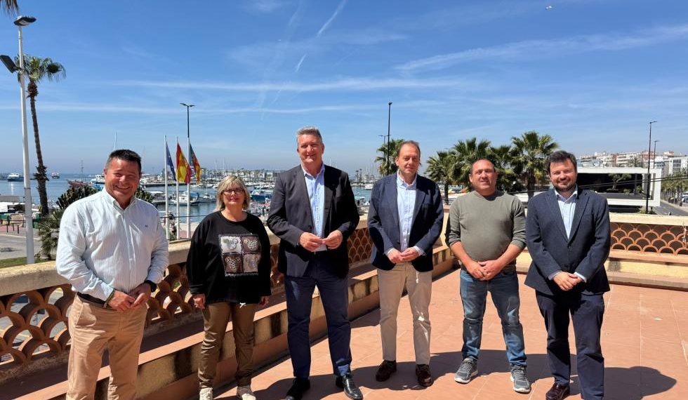 La Generalitat invierte más de 500.000 euros en mejorar el Puerto de Santa Pola