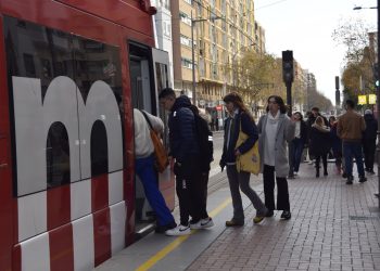 El trabajo y los estudios motivan el 73% de los desplazamientos en la red de Metrovalencia