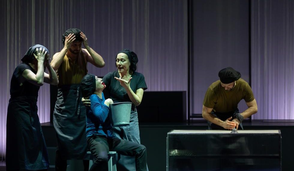 El Rialto acoge ‘El dragón de oro’, una tragedia sobre inmigración y desigualdad