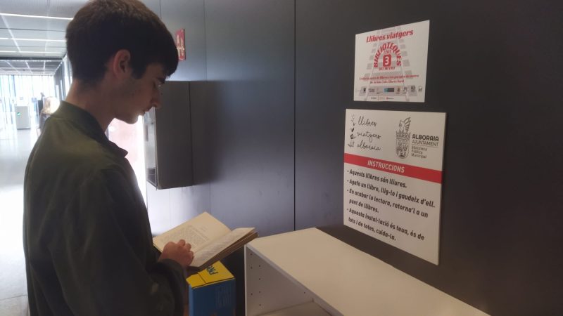 Metrovalencia y l’Horta Nord impulsan la lectura gratuita en la Línea 3