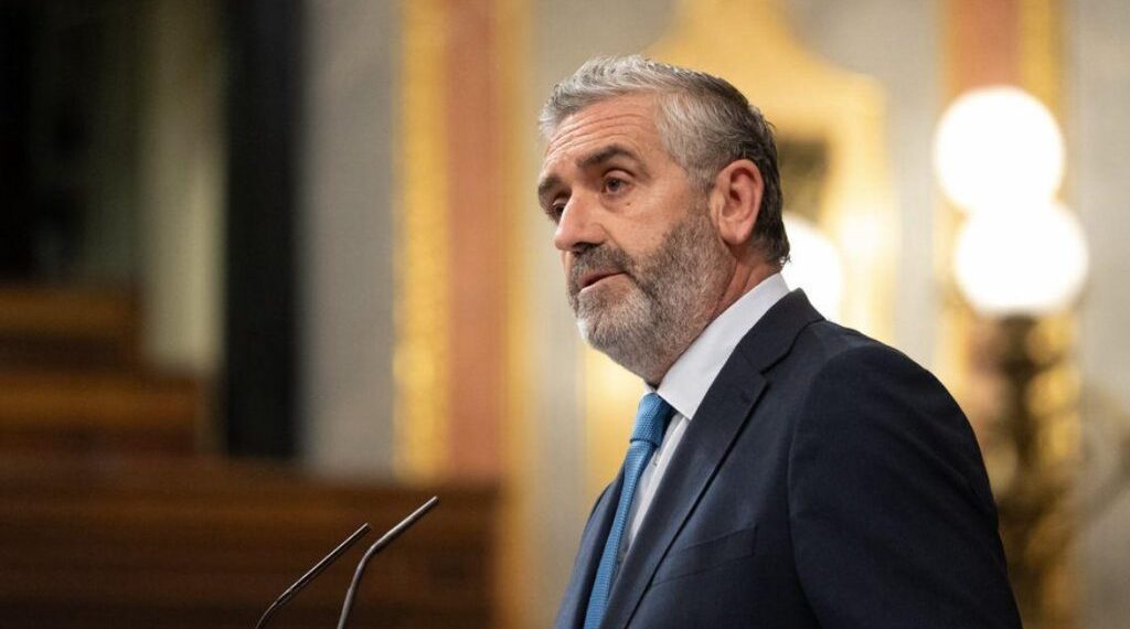 El PP cuestiona el liderazgo del alcalde de Alcoy tras perder la confianza del pleno