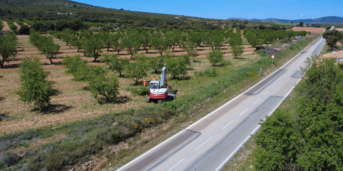 La Diputación invierte 4,8 millones en mejorar la CV-470 entre Utiel y Camporrobles