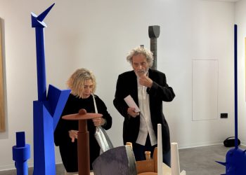 El Centro del Carmen reúne a Carmen Calvo y Miquel Navarro en un encuentro sobre cerámica