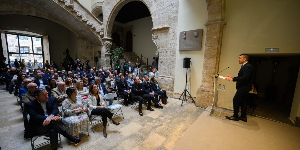 Mompó llama a la unidad valenciana para defender “lo que nos corresponde”