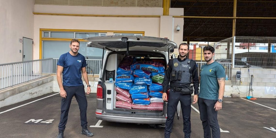 La Policía Local de Sueca recibe dos Premios Nacionales por rescates de animales