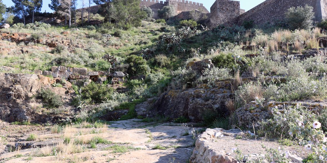 Sagunto adjudica la mejora y señalización de cuatro senderos turísticos con fondos europeos