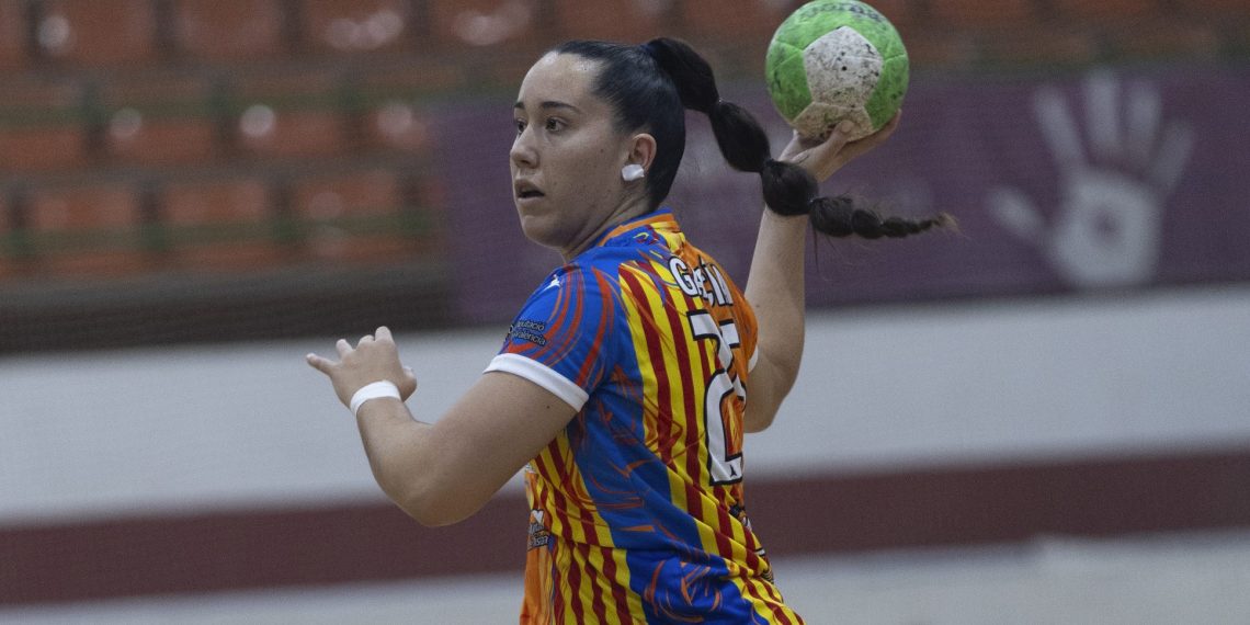 El Mislata cae a puestos de descenso tras la derrota en León