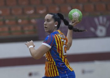 El Mislata cae a puestos de descenso tras la derrota en León