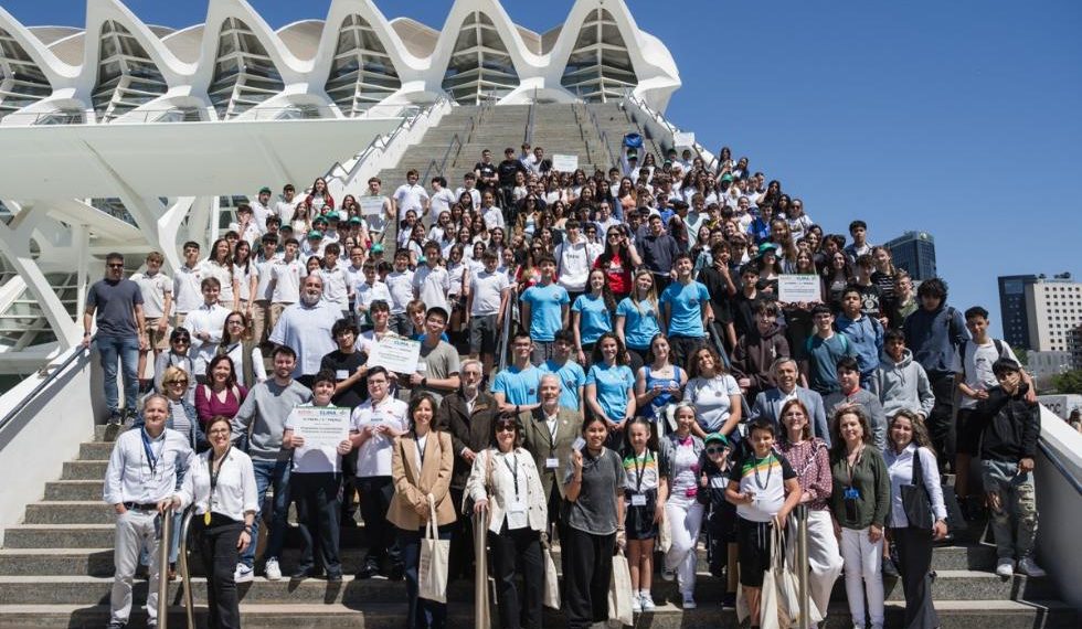 Más de 240 Estudiantes participan en la final del concurso Acción por el Clima en Valencia