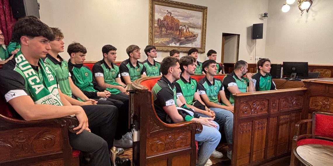 Sueca homenajea al VelaBasket CB Sueca júnior por su histórica clasificación nacional