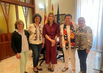 La Generalitat destaca el papel cultural y social de las casas regionales de Aragón en la Comunitat Valenciana