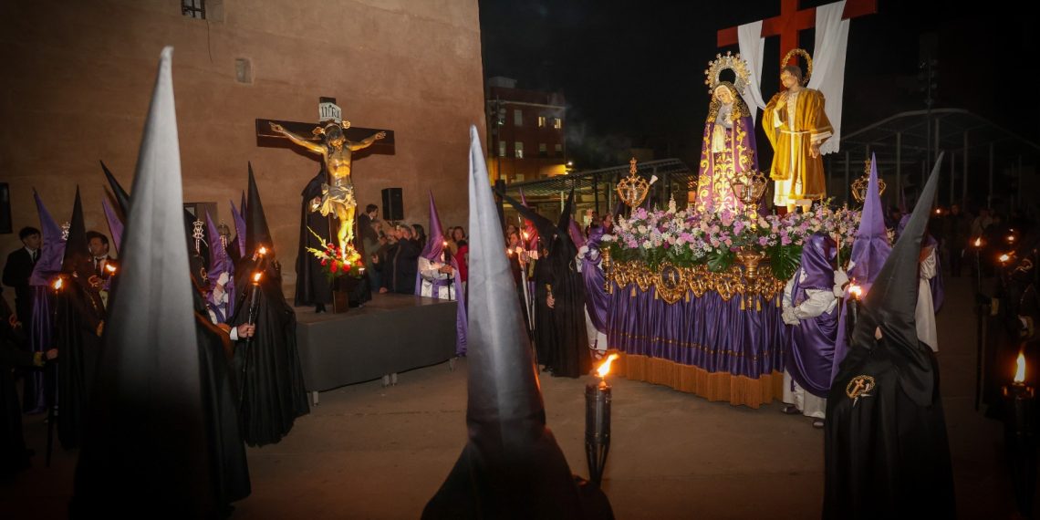 Torrent vive un Martes Santo lleno de tradición y se prepara para un Miércoles Santo intenso