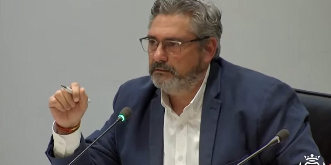 VOX Carlet propone prohibir el burka en los edificios municipales