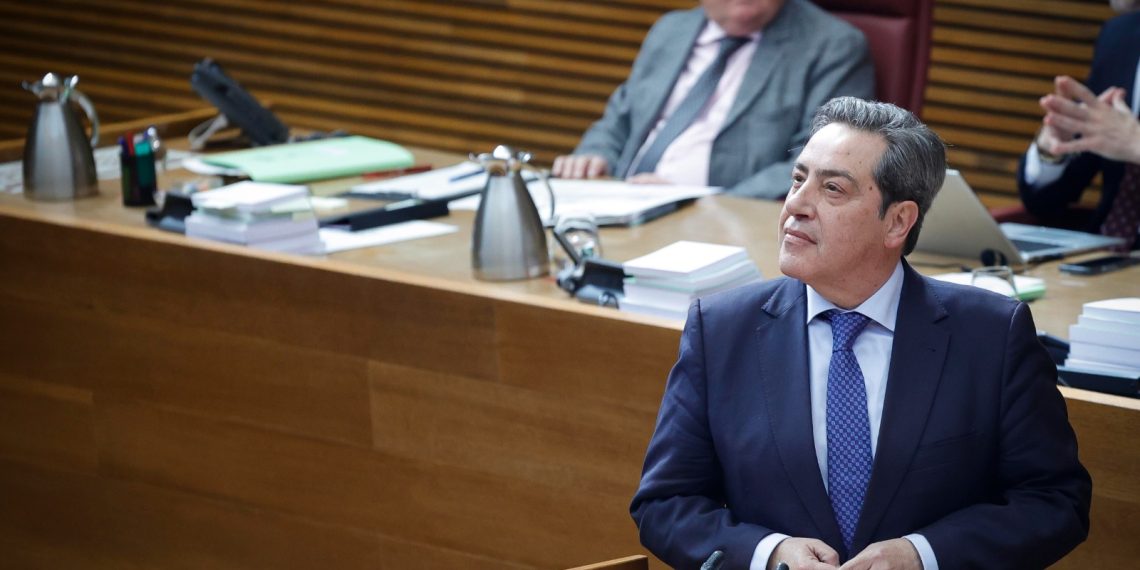 No es aceptable que nos dediquemos a exportar profesionales sanitarios y a importar pacientes»
