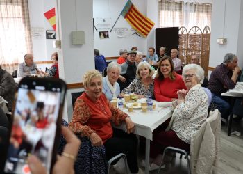 Catalá impulsa la formación de Gastro VLC con un servicio de menú para mayores