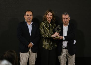 El Colegio de Ingeniería Informática premia a la Generalitat por su registro ético de inteligencia artificial