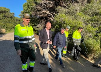 El Ayuntamiento de Valencia garantiza la limpieza permanente de la Devesa con un contrato pionero