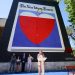Valencia inaugura el mural “The Heartbeat of the Ocean” en la Hemeroteca Municipal