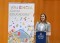 María José Catalá entrega los diplomas del programa educativo “Por una Ciudad en Convivencia”
