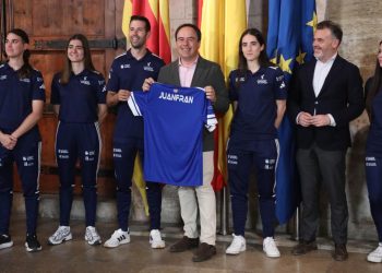 Pérez Llorca reafirma el apoyo del Consell a la pilota valenciana tras el éxito en el Mundial