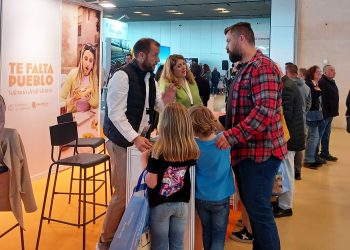 La Diputación de Valencia impulsa la oferta turística valenciana en la feria ARATUR de Zaragoza