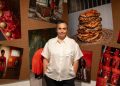 El IVAM reúne 252 imágenes de Cristina de Middel en una exposición sobre la saturación visual en Valencia
