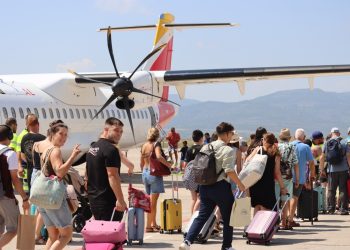Aerocas impulsa un estudio para declarar la ruta Castellón-Madrid como Obligación de Servicio Público