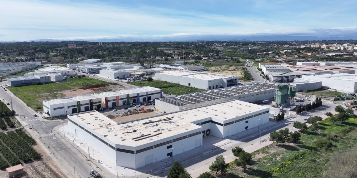 El Consell lanza ayudas pioneras de 1,5 millones para digitalizar las ‘mid caps’ industriales