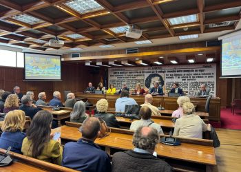 Martínez Mus defiende en el Senado una nueva Ley de Costas para proteger el litoral