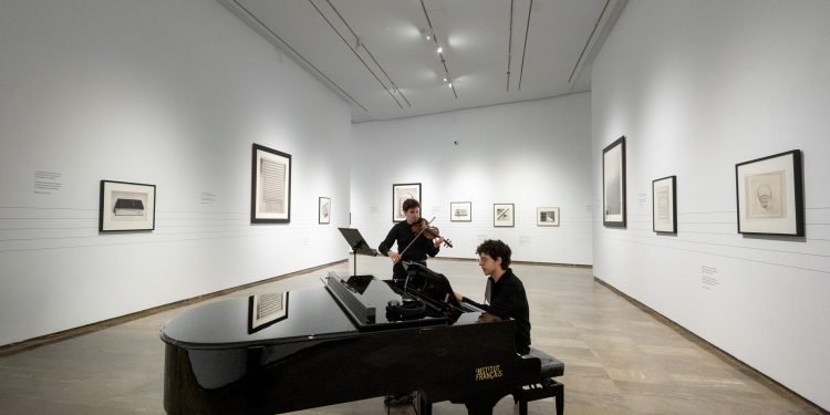 El CCCC despide ‘Letra y compás’ de Chema Madoz con un concierto en directo